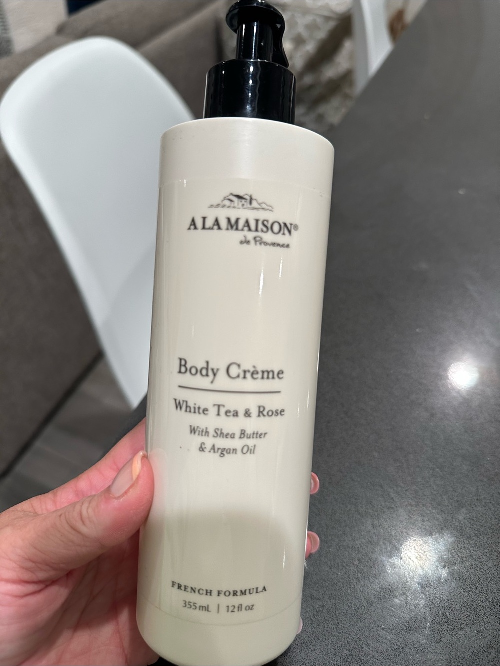 White Tea & Rose Body Crème - Cream